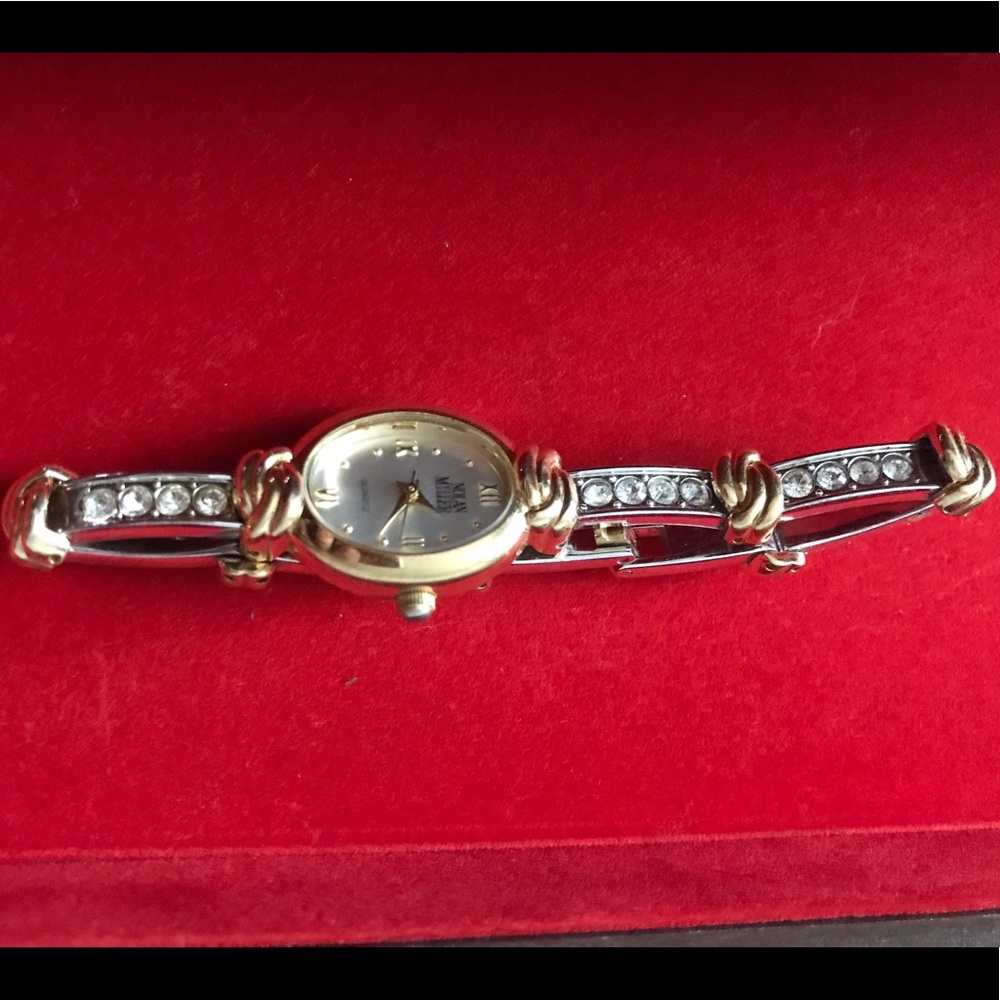 Quartz watch- stainless steel